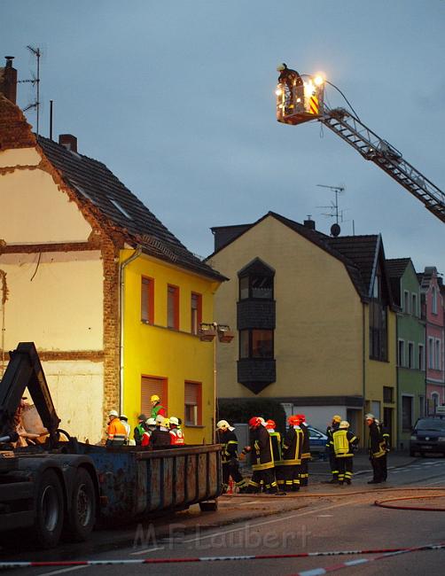 Hausexplosion Bruehl bei Koeln Pingsdorferstr P597.JPG